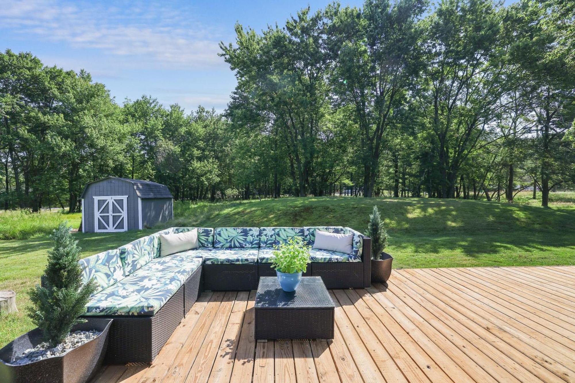 Poconos Brand New Lakefront Oasis 1 Acre, Hottub Gameroom Firepits Talk About Privacy Albrightsville Exterior foto